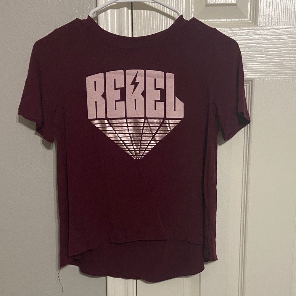 Rebel Graphic Girl’s Short Sleeve Tee - Burgundy